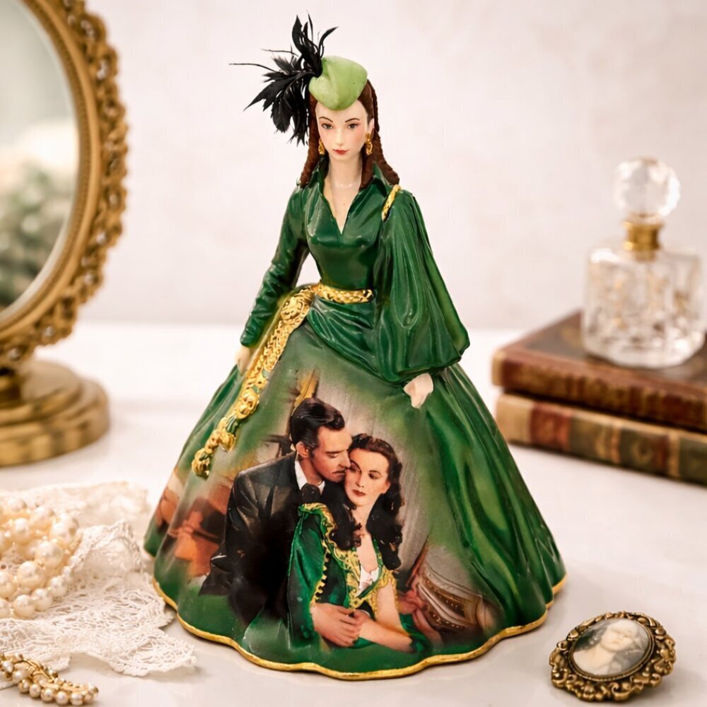 Gone With the Wind “Green Velvet Dress” Porcelain Figurine – Bradford Editions